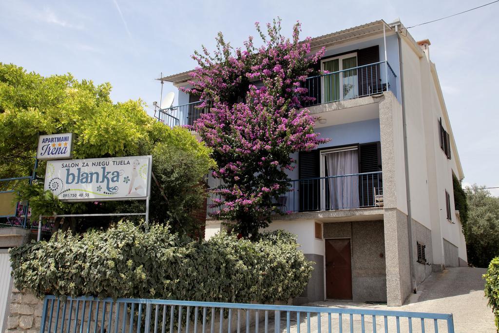 Apartments Irena Trogir Eksteriør billede