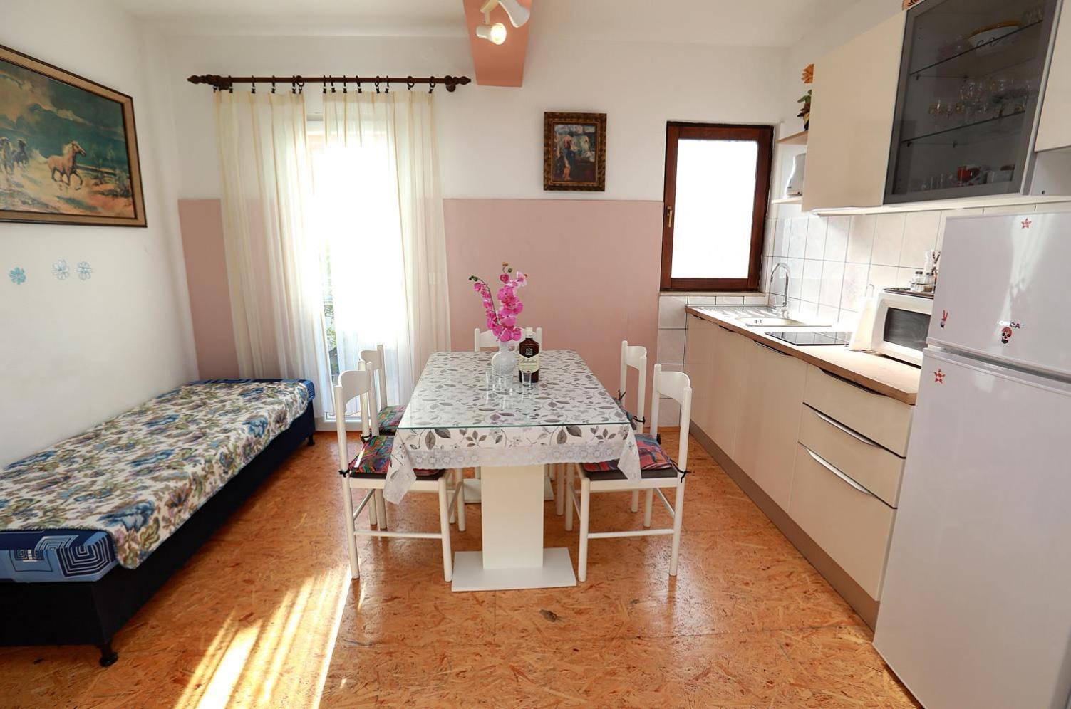 Apartments Irena Trogir Eksteriør billede